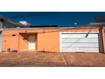 Casa em leilão em Paracatu - MG, bairro Cidade Nova — Leilão extrajudicial de Casa em Paracatu/MG - Cidade Nova