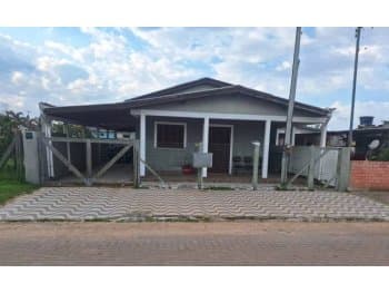 Casa em leilão em Mostardas - RS, bairro Centro — Leilão extrajudicial de Casa em Mostardas/RS - Centro