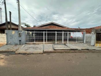 Casa em leilão em Pereira Barreto - SP, bairro Hossoi — Leilão extrajudicial de Casa em Pereira Barreto/SP - Hossoi