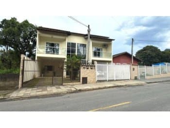 Casa em leilão em Rio Claro - RJ, bairro Centro — Leilão extrajudicial de Casa em Rio Claro/RJ - Centro
