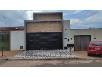Casa em leilão em Rio Verde - GO, bairro Setor Pauzanes — Leilão extrajudicial de Casa em Rio Verde/GO - Setor Pauzanes
