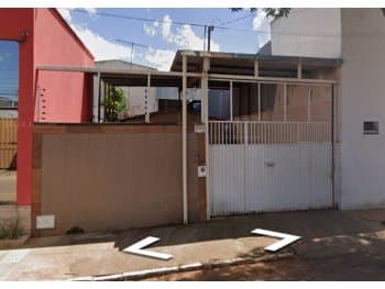 Casa em leilão em Inhumas - GO, bairro Centro — Leilão extrajudicial de Casa em Inhumas/GO - Centro