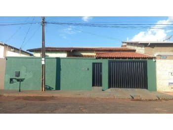 Casa em leilão em Frutal - MG, bairro Ipê Amarelo — Leilão extrajudicial de Casa em Frutal/MG - Ipê Amarelo