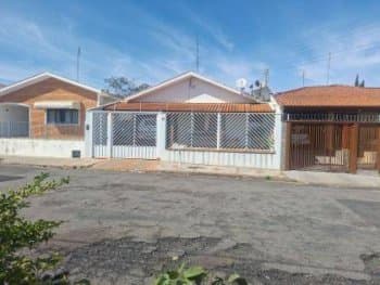 Casa em leilão em Mococa - SP — Leilão extrajudicial de Casa em Mococa/SP - Cecap I