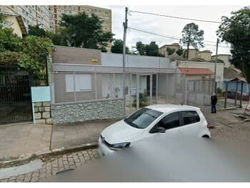 Casa em leilão em Porto Alegre - RS, bairro Santo Antônio — Leilão extrajudicial de Casa em Porto Alegre/RS - Santo Antônio