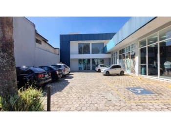 Comercial em leilão em Ponta Grossa - PR — Leilão extrajudicial de Prédio Comercial em Ponta Grossa/PR - Oficinas