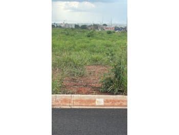 Terreno em leilão em Uberlândia - MG, bairro Setor Sul — Leilão extrajudicial de Terreno em Uberlândia/MG - Setor Sul