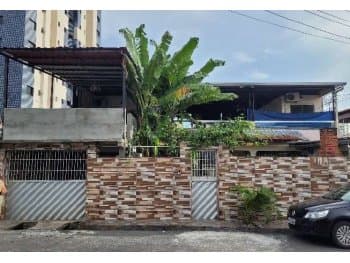 Casa em leilão em Manaus - AM, bairro Adrianópolis — Leilão extrajudicial de Casa em Manaus/AM - Adrianópolis