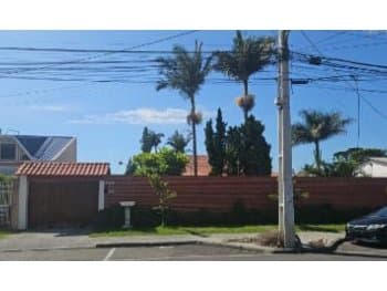 Casa em leilão em Pinhais - PR, bairro Centro — Leilão extrajudicial de Casa em Pinhais/PR - Centro