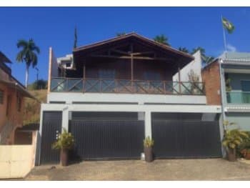Casa em leilão em Ubá - MG, bairro Cidade Jardim — Leilão extrajudicial de Casa em Ubá/MG - Cidade Jardim