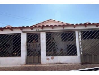 Casa em leilão em Quirinópolis - GO, bairro Promissão — Leilão extrajudicial de Casa em Quirinópolis/GO - Promissão