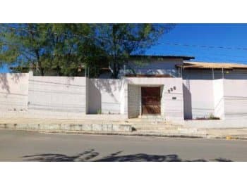 Casa em leilão em Salgueiro - PE, bairro Nossa Senhora das Graças — Leilão extrajudicial de Casa em Salgueiro/PE - Nossa Senhora das Graças