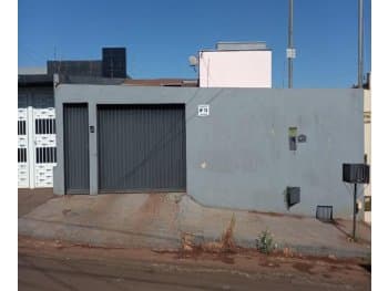 Casa em leilão em Quirinópolis - GO, bairro Vila Pereira — Leilão extrajudicial de Casa em Quirinópolis/GO - Vila Pereira
