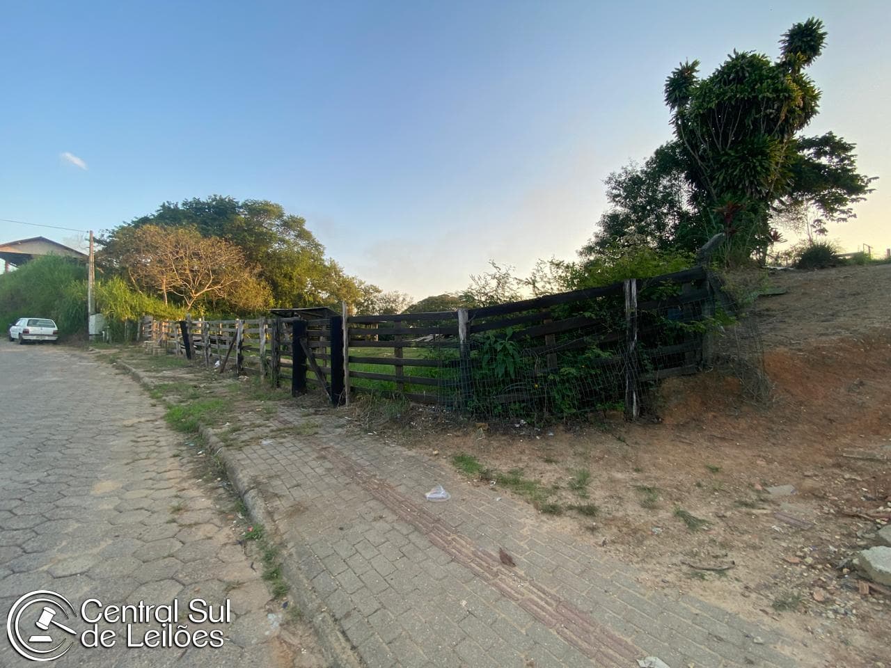 Foto 2 de 5: Terreno em leilão em Canelinha - SC — Terreno com área de 9.836,75m², no Município de Canelinha/SC