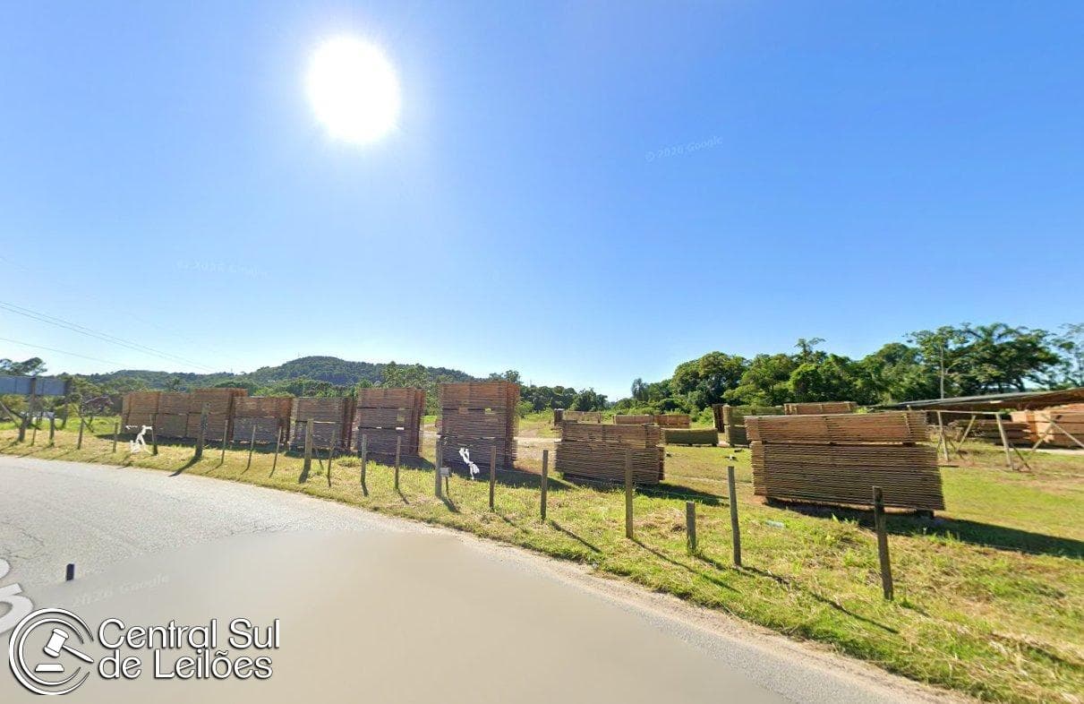 Foto 3 de 6: Terreno em leilão em São José - SC, bairro Forquilhas — 02 Terrenos com áreas somadas de aprox. 16.172,99m², situado em Forquilhas, no Município de São José/SC