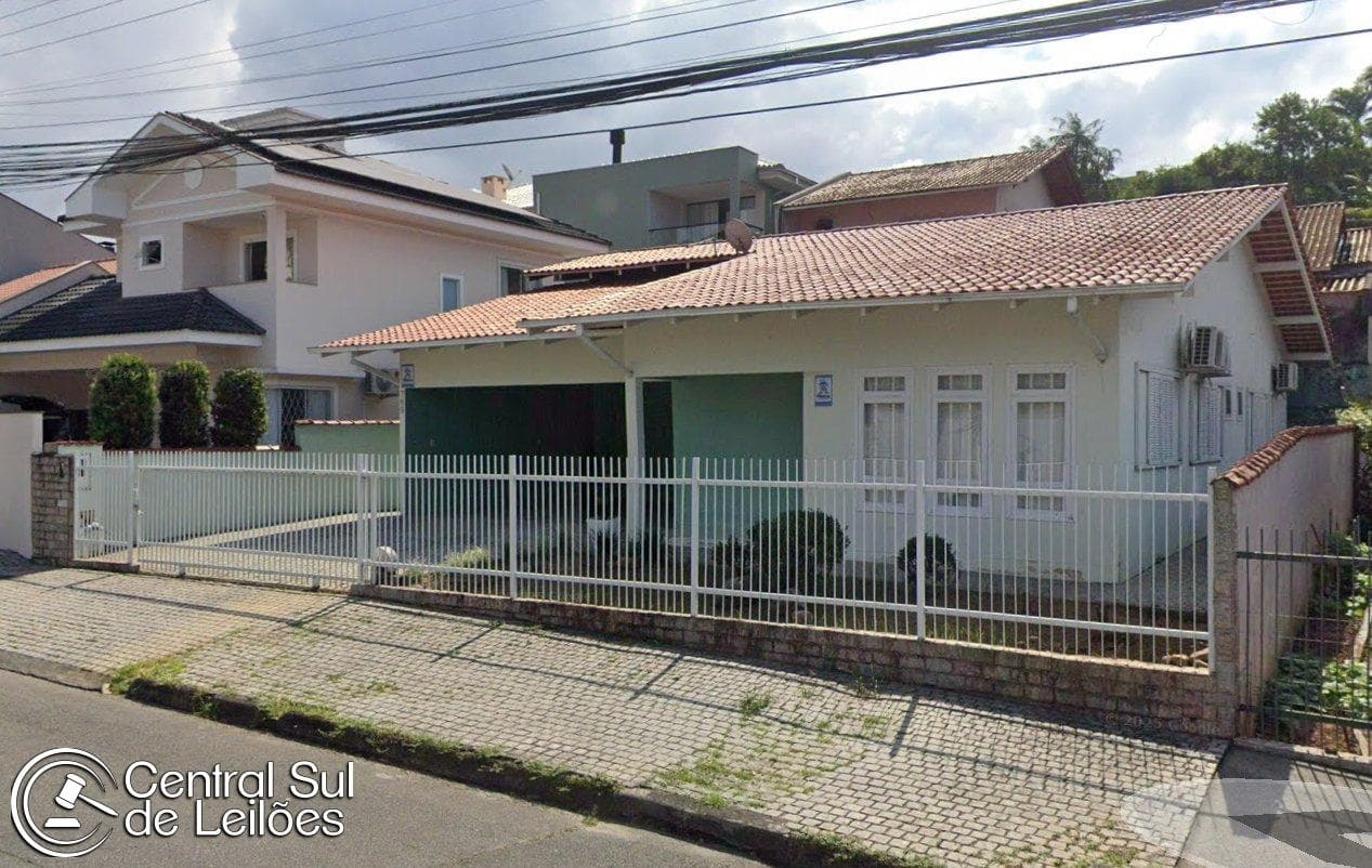 Foto 2 de 6: Terreno em leilão em Joinville - SC — Imóvel com área de 364,25m², com Edificação, no Município de Joinville/SC