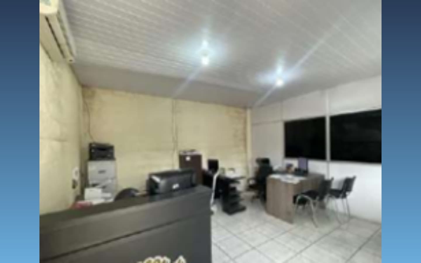 Foto 4 de 8: Comercial em leilão em Loanda - PR, bairro Jardim Aeroporto — Galpão Comercial 585m² – Loanda/PR