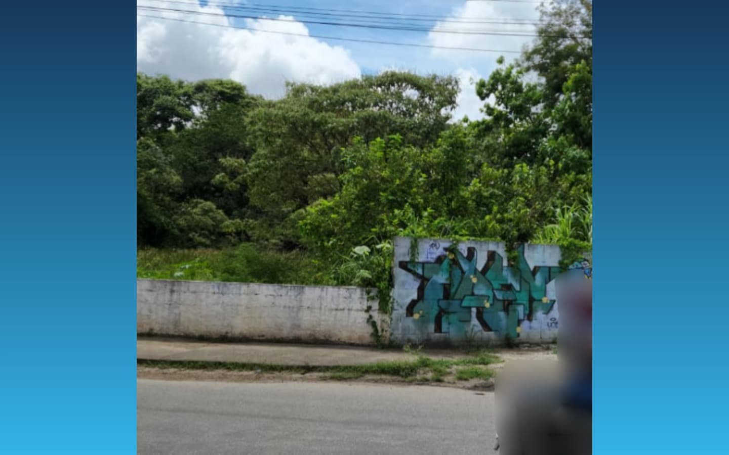 Foto 2 de 3: Terreno em leilão em Lavras - MG, bairro Alvorada — Terreno de 8.541m² — Lavras/MG