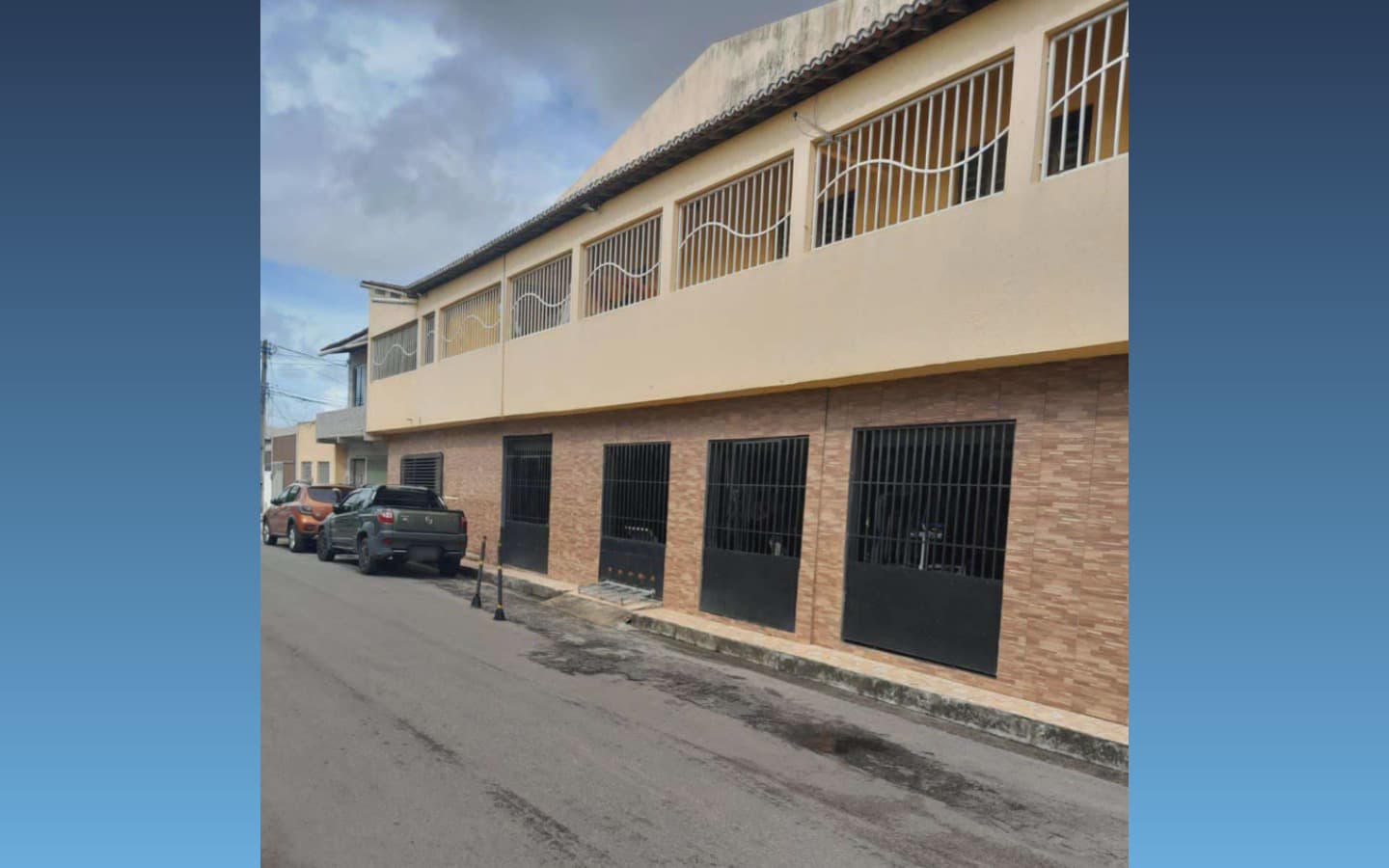 Foto 1 de 13: Comercial em leilão em Natal - RN, bairro Nossa Senhora da Apresentação — Casa Comercial 417m² – Natal/RN