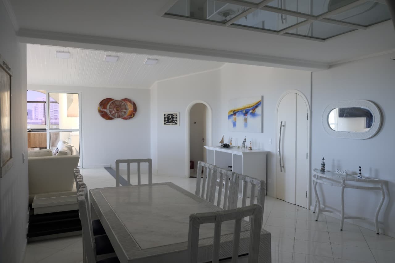 Foto 44 de 49: Apartamento em leilão em Guarujá - SP, bairro Praia da Enseada — Cobertura Duplex na Enseada - Guarujá/SP