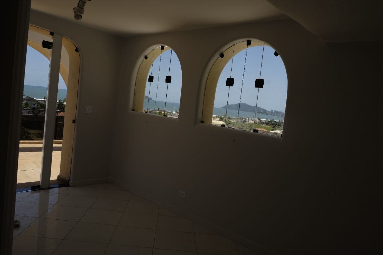 Foto 28 de 49: Apartamento em leilão em Guarujá - SP, bairro Praia da Enseada — Cobertura Duplex na Enseada - Guarujá/SP