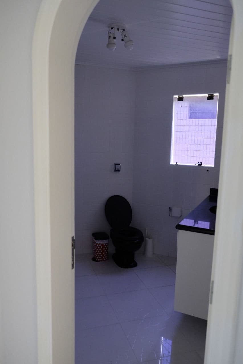 Foto 23 de 49: Apartamento em leilão em Guarujá - SP, bairro Praia da Enseada — Cobertura Duplex na Enseada - Guarujá/SP