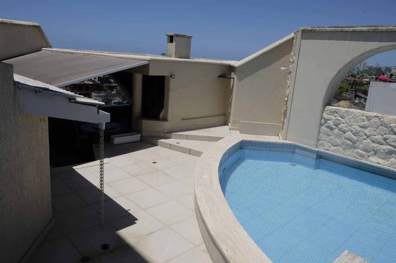 Foto 41 de 49: Apartamento em leilão em Guarujá - SP, bairro Praia da Enseada — Cobertura Duplex na Enseada - Guarujá/SP