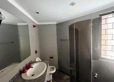 Foto 7 de 8: Apartamento em leilão em Curitiba - PR, bairro Cabral — Apto nº 102 com 86 m², com vaga de garagem no Edifício Grenville, localizado à Rua São Pedro, n° 590, Cabral, Curitiba/Pr.