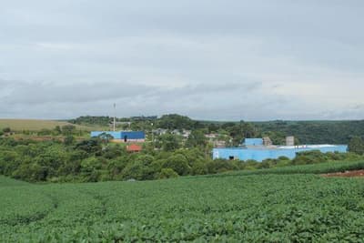Foto 1 de 5: Area Rural em leilão em Candói - PR — Terreno Rural com área de 290.400M², com benfeitorias industriais (galpão e escritório) e vilas residenciais.