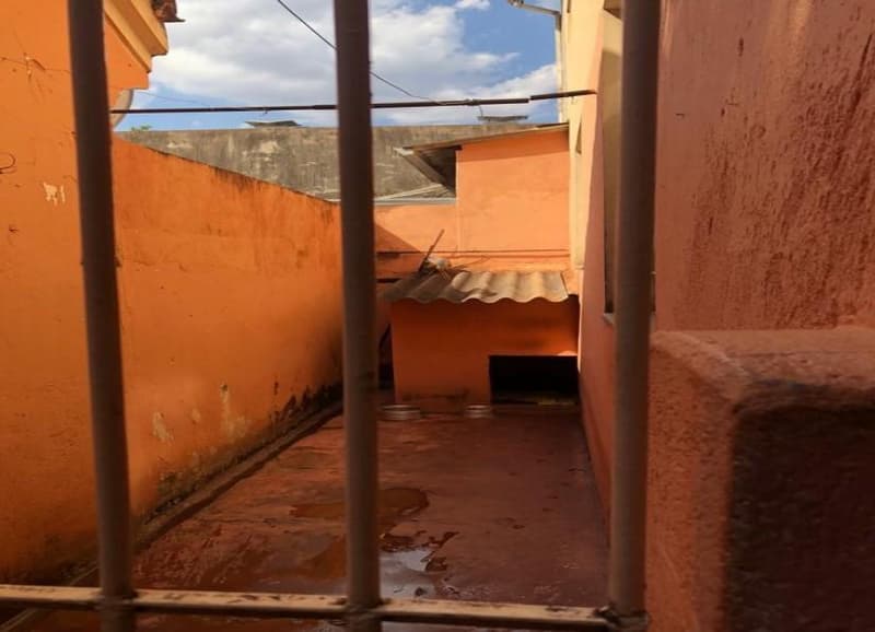 Foto 22 de 27: Casa em leilão em Ribeirão Preto - SP — IMOVEL - CASA tipo SOBRADO construído nos fundos de terreno - Bairro Campos Elísios em Ribeirão Preto/SP