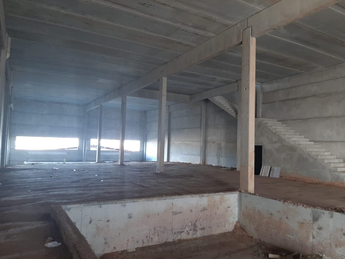Foto 5 de 5: Comercial em leilão em Itajaí - SC, bairro Canhanduba — Galpão Logístico com 1250m² - Itajaí - SC
