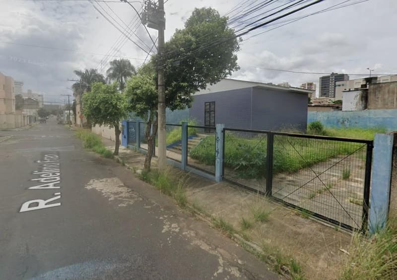 Foto 3 de 3: Terreno em leilão em Uberlândia - MG — Terreno c/ construção 320m², DESOCUPADO, Cazeca, Uberlândia/MG