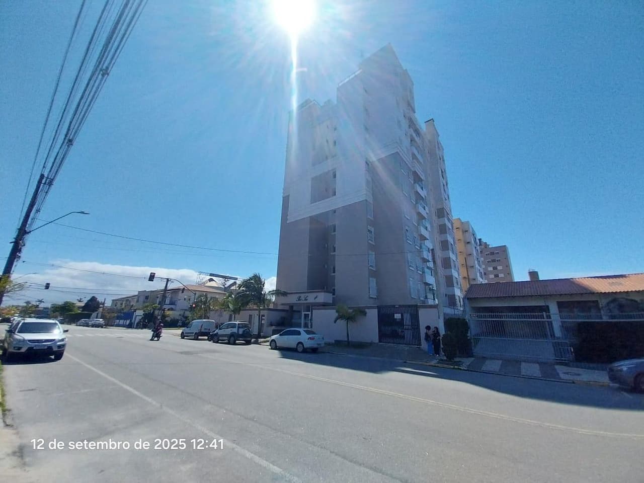 Foto 1 de 16: Apartamento em leilão em Paranaguá - PR — Apartamento e vaga de garagem do EDIFÍCIO PORT SIDE, Paranaguá/PR