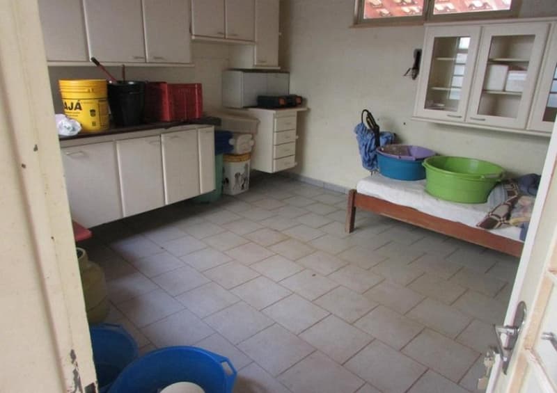 Foto 12 de 19: Casa em leilão em Barretos - SP — Casa, A.T. 393m², A.C. 290m², Centro (Domínio Útil)