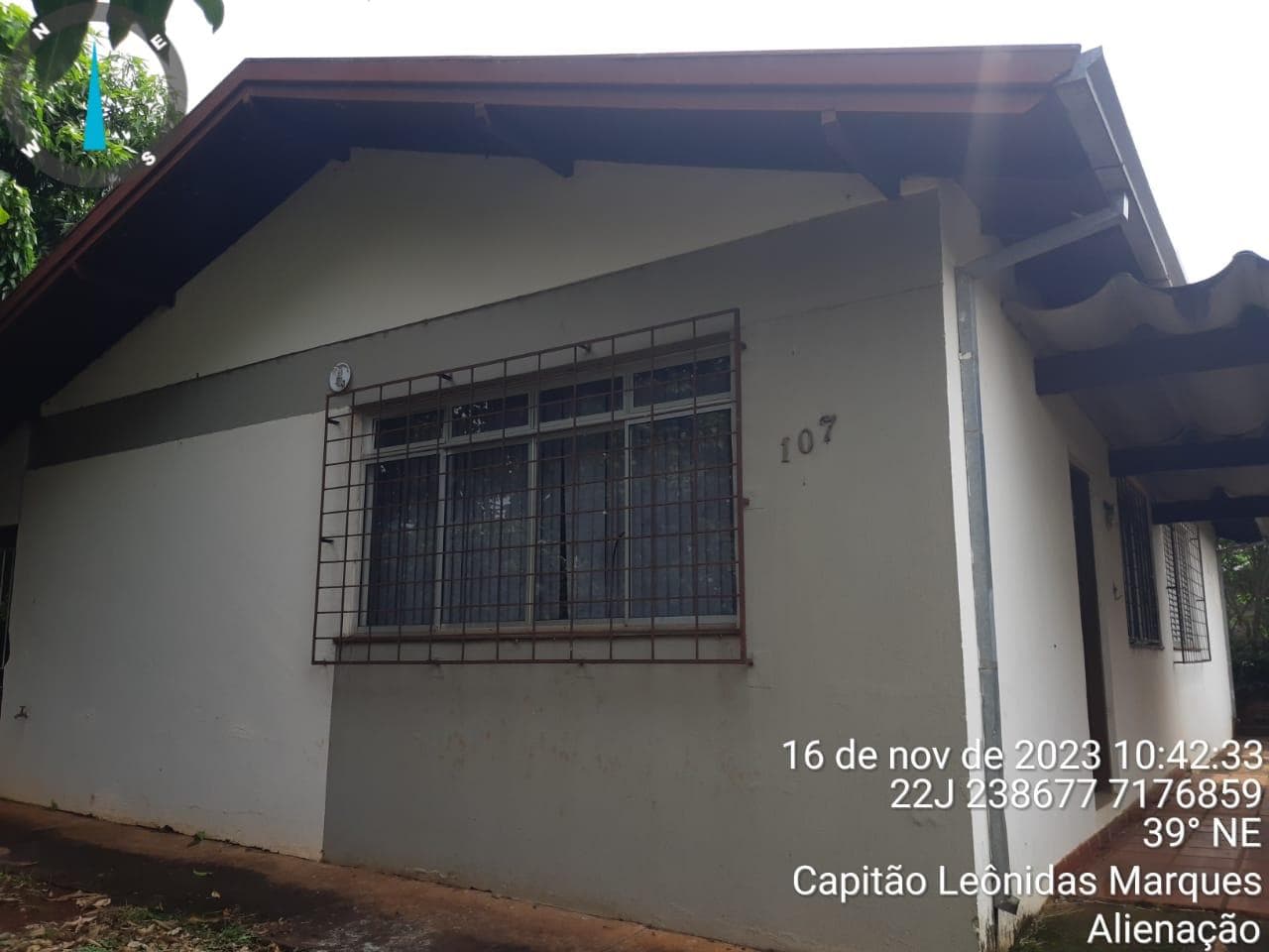 Foto 10 de 12: Casa em leilão em Capitão Leônidas Marques - PR — Casa 126m² Desocupada no Bairro Centro em Capitão Leonidas Marques/PR