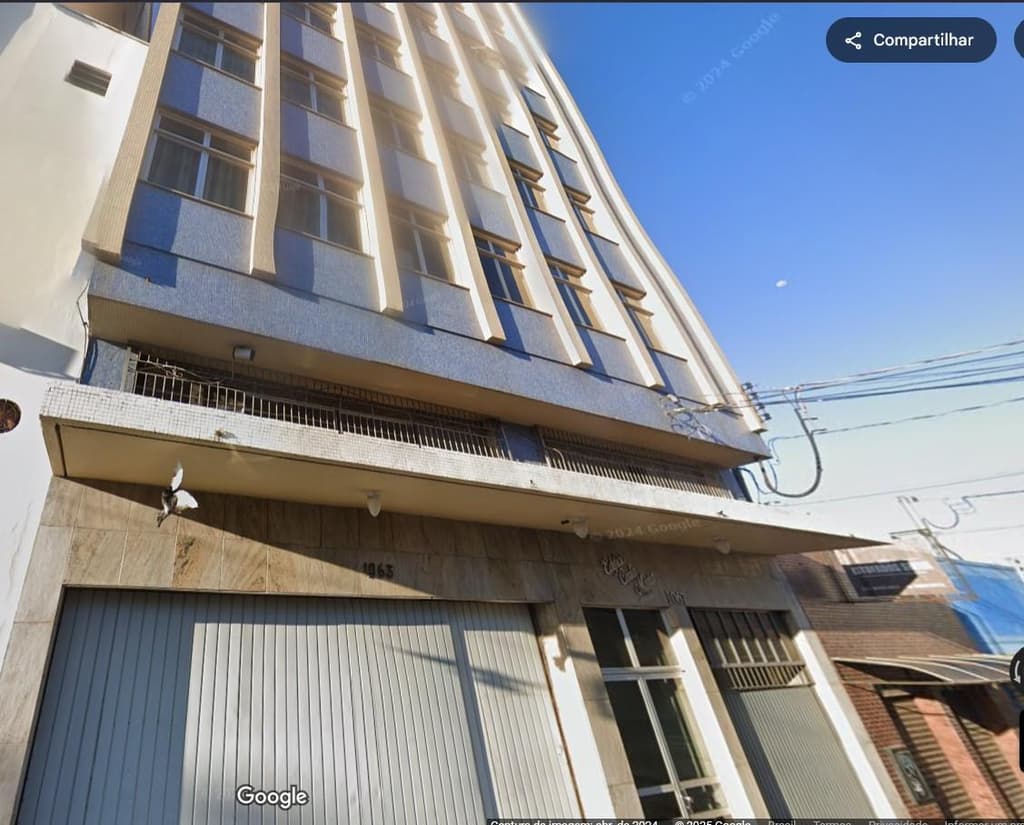 Foto 2 de 4: Apartamento em leilão em Ponta Grossa - PR — Apartamento e vaga de garagem, com a área útil de 91,99m², imóvel localizado no 2º andar, do Condomínio Edifício Carla Maria.