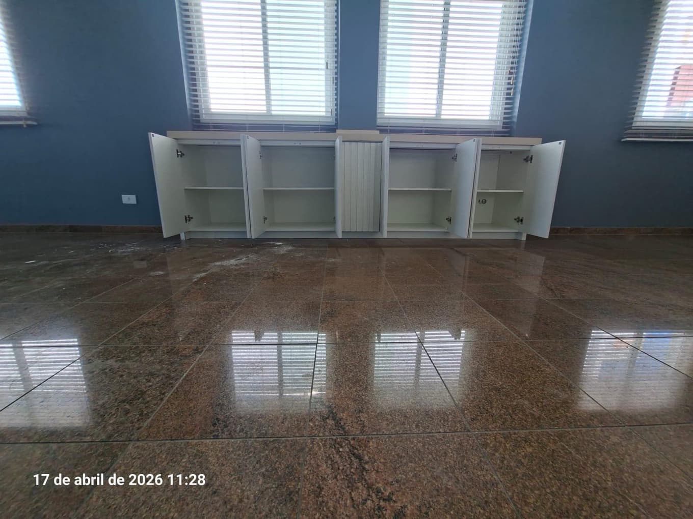 Foto 40 de 61: Apartamento em leilão em Matinhos - PR, bairro Caiobá — Apartamento cobertura, 300,14m² área privativa, vaga de garagem, Edif Costa Allegra, Av Atlântica 2400, Caiobá/PR - R Macedo/PR