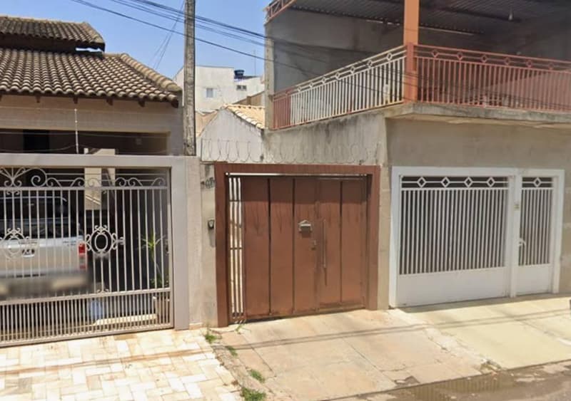 Foto 2 de 3: Casa em leilão em Lins - SP, bairro Vila Guararapes — Casa 126m² com Terreno 222m² | Lins-SP | Vila Guararapes - Próx. a Av. Tiradentes - Financiamento até 420 Meses!