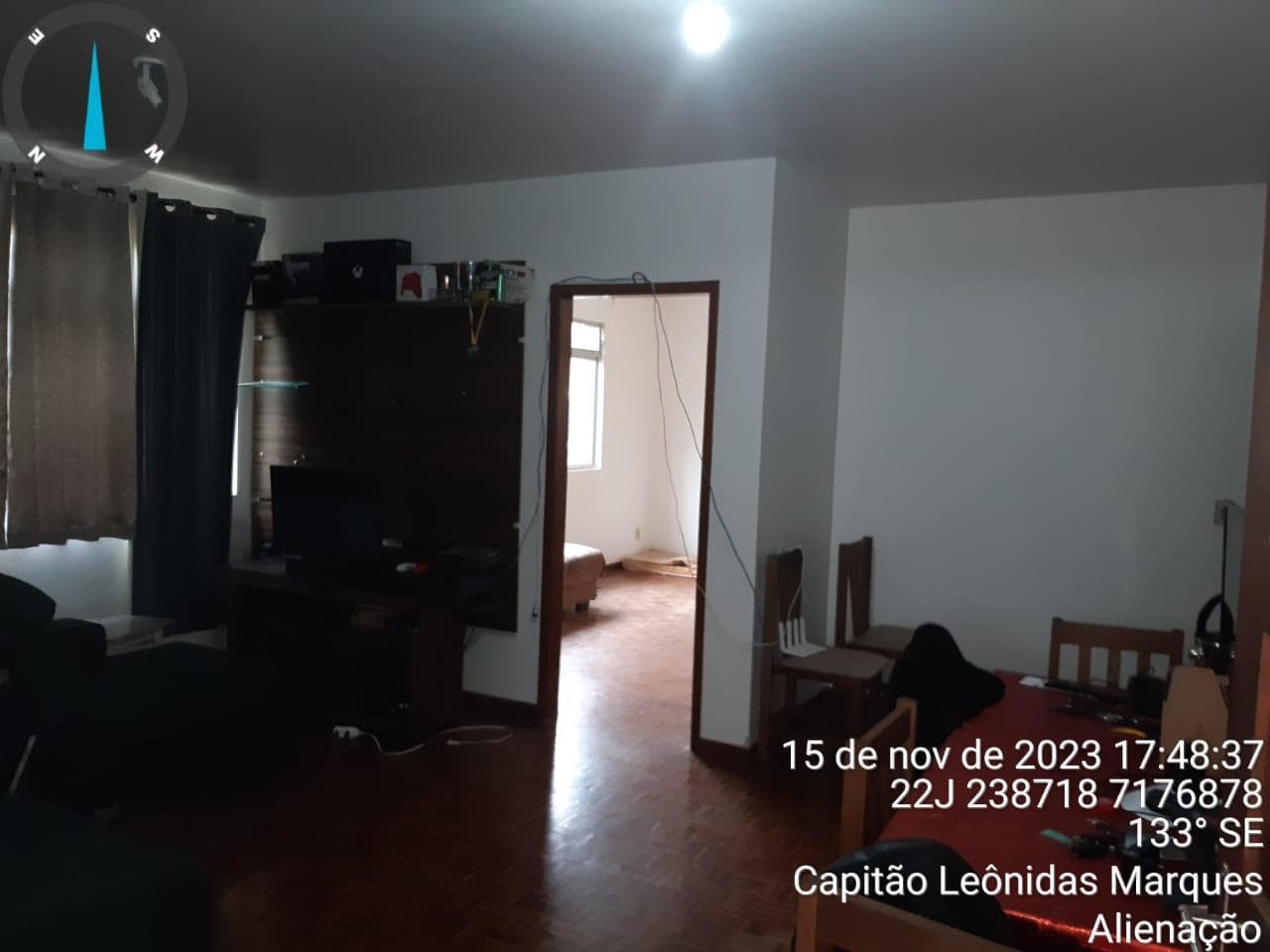 Foto 3 de 13: Casa em leilão em Capitão Leônidas Marques - PR — Casa 152m² Ocupada no Bairro Centro em Capitão Leonidas Marques/PR