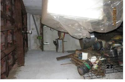 Foto 4 de 28: Casa em leilão em São Carlos - SP — Casa com área de 174,60m² e terreno com área de 300,00m² localizado na Rua Marcus Vinícius de Mello Moraes, nº 183, no loteamento Parque Santa Felícia Jardim, São Carlos/SP