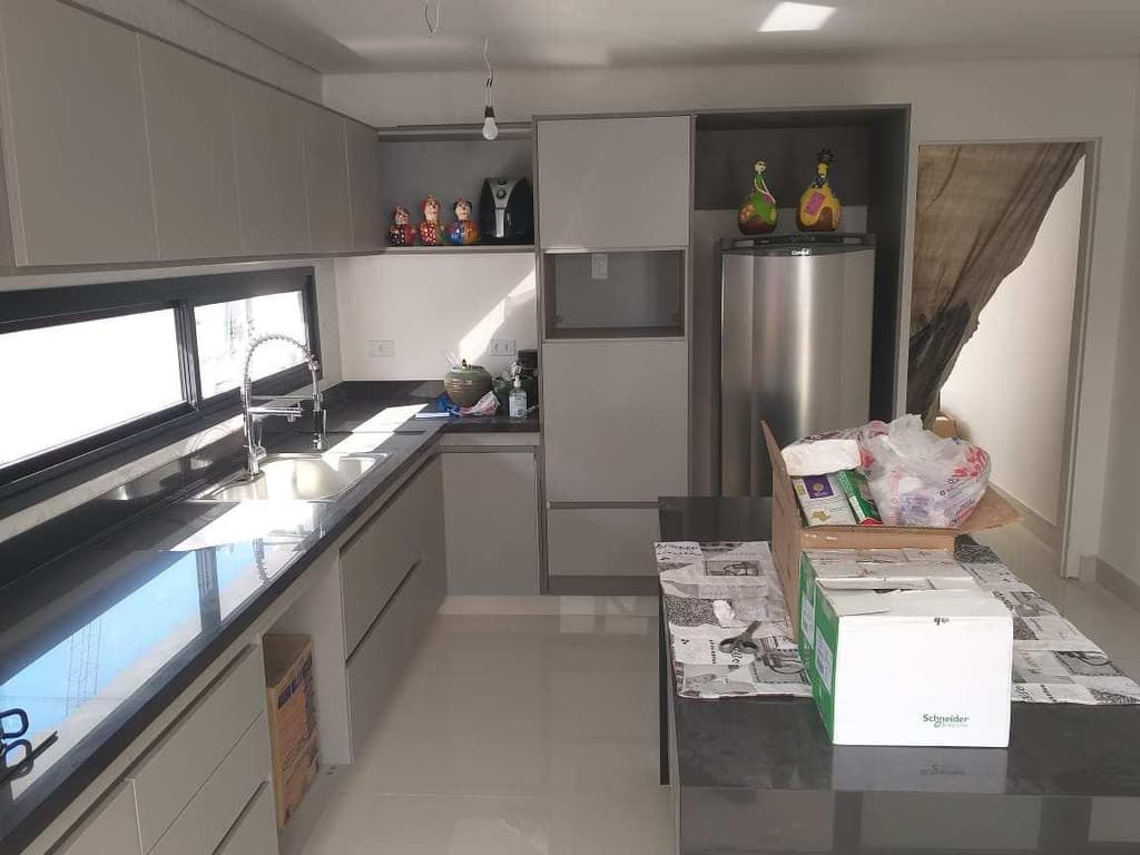 Foto 13 de 28: Casa em leilão em São Sebastião - SP — (12,50%) Sobrado, A.T. 234m², A.C. 199m², Pontal da Cruz
