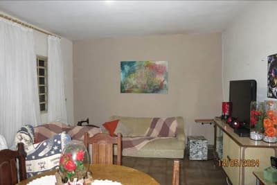 Foto 7 de 23: Casa em leilão em São Carlos - SP — Casa, A.T. 300m², A.C. 189m², 2 dorms, 1 suíte, Pq. Santa Felícia Jardim (Direitos)