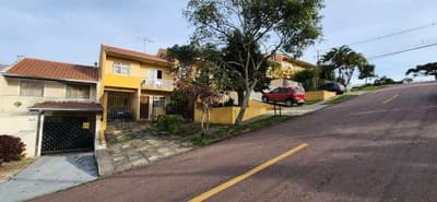 Foto 1 de 9: Casa em leilão em Curitiba - PR, bairro Alto — Direitos aquisitivos sobre o sobrado localizado na Rua Heitor Baggio Vidal, 1039, Bairro Alto - Curitiba/PR