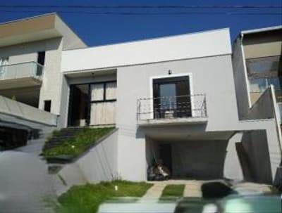 Foto 1 de 3: Casa em leilão em Cotia - SP, bairro Roselândia — Casa 253m², Roselândia, em Cotia/SP - Ocupada