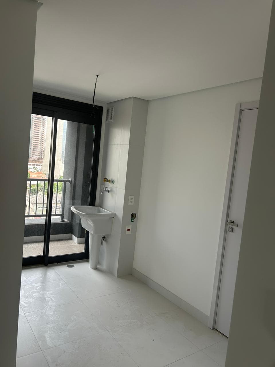 Foto 2 de 31: Apartamento em leilão em São Paulo - SP — Apartamento 185m², no Ibirapuera, São Paulo/SP