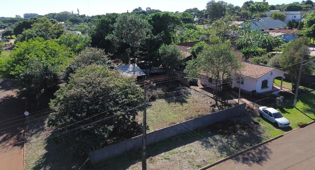 Foto 6 de 20: Casa em leilão em Toledo - PR, bairro Novo Sarandi — IMÓVEL RESIDENCIAL COM ÁREA DE 800 m² EM NOVO SARANDI TOLEDO/PR