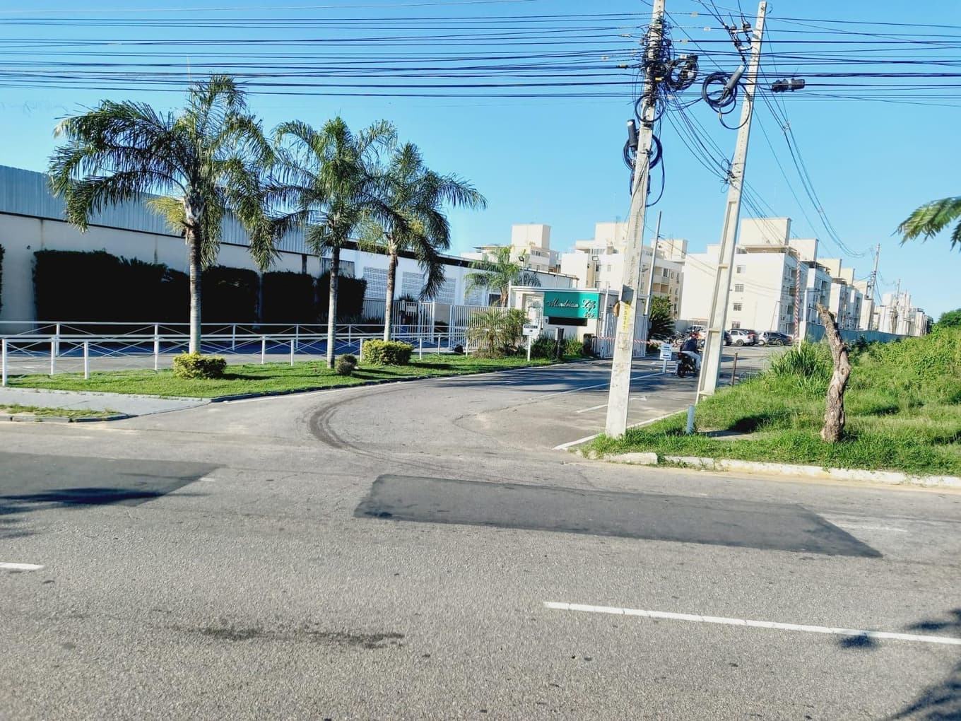 Foto 5 de 19: Apartamento em leilão em Campos Dos Goytacazes - RJ — Apto 126m², Ocupado, 01 Vaga no Parque Califórnia em Campos dos Goytacazes/RJ