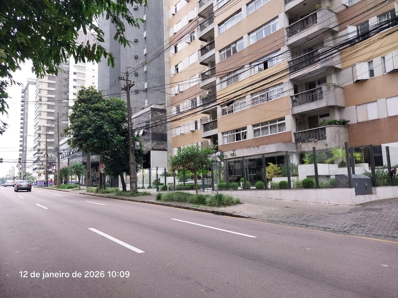 Foto 3 de 30: Apartamento em leilão em Curitiba - PR, bairro Água Verde — Apartamento (área de 159m²) com Vagas de Garagem Edifício Filadélfia - Água Verde Curitiba/PR