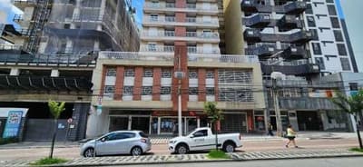 Foto 1 de 6: Comercial em leilão em Curitiba - PR — Sala comercial, com a área construída de 45,5500m², Curitiba/PR