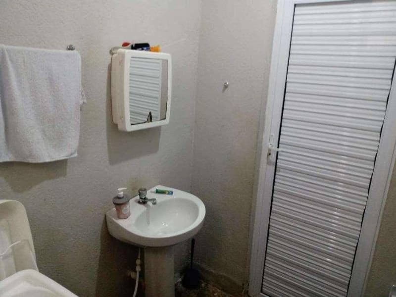 Foto 5 de 18: Casa em leilão em Jaguaribara - CE — Casa 105m² | Jaguaribara-CE | Zacarias Junior - Perto de Comércio Local e Serviços Públicos - Financiamento a partir de R$ 90mil